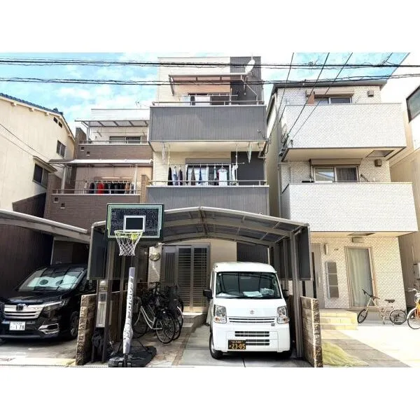 大阪市東住吉区鷹合2丁目 5LDK+LDK、2世帯住可能です。