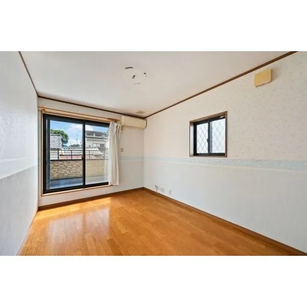京都市東山区下梅屋町 洋室約6畳(2階西側)