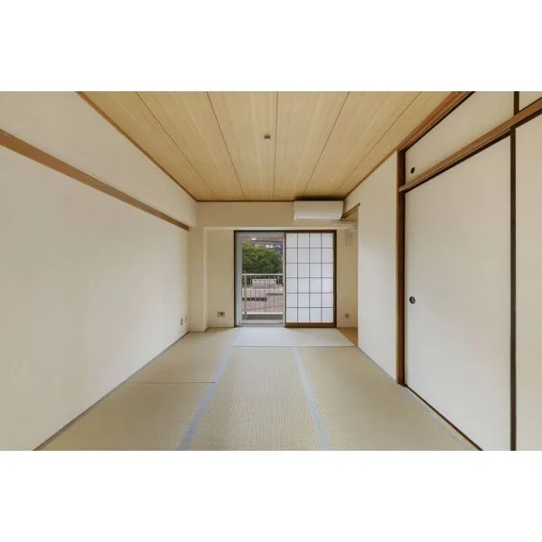 日商岩井第2本郷マンション 家具・調度品は価格に含まれません。