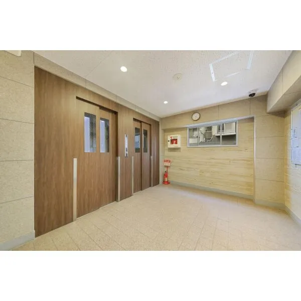 日商岩井第2本郷マンション エレベーターホール