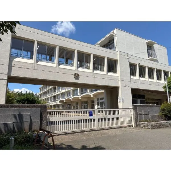 東村山市富士見町3丁目 東村山市立東村山第一中学校(中学校)まで約950m(徒歩12分)