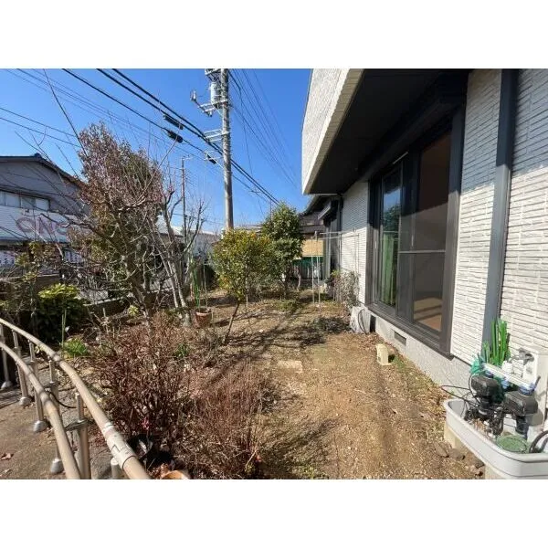 秦野市本町3丁目 庭