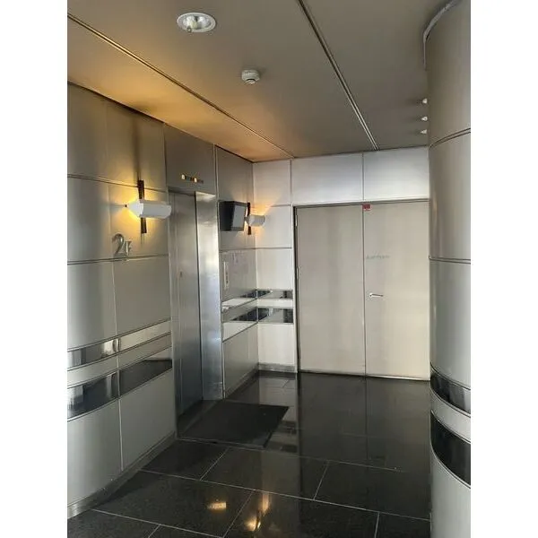 名古屋市熱田区新尾頭2丁目 エントランス